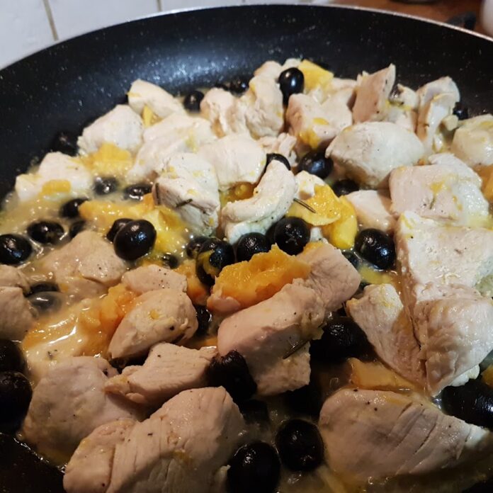 Bocconcini di pollo o tacchino alle olive