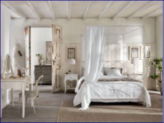 Shabby Chic: camera da letto stile caldo e romantico