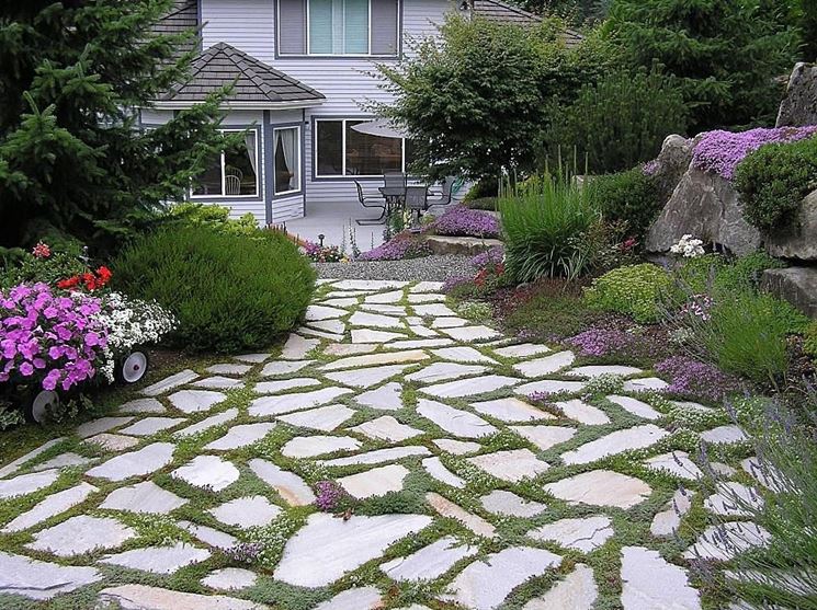 Giardini viali e vialetti: 8 tipologie di materiali per camminamenti ... Giardini in pietra
