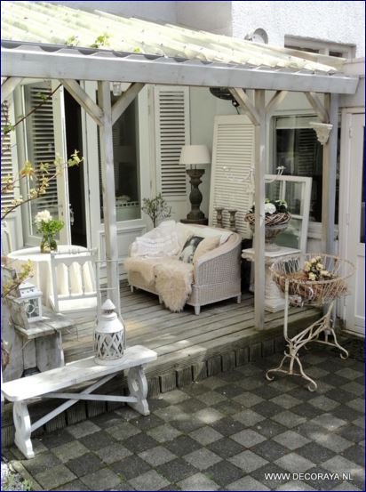 patio shabby chic