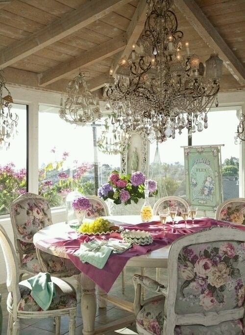 Shabby chic tinte pastello 