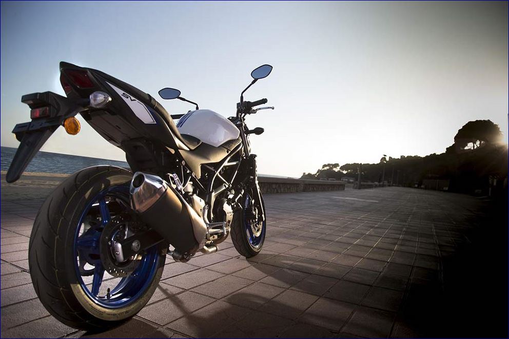 Suzuki SV650 