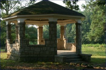 Gazebo in muratura