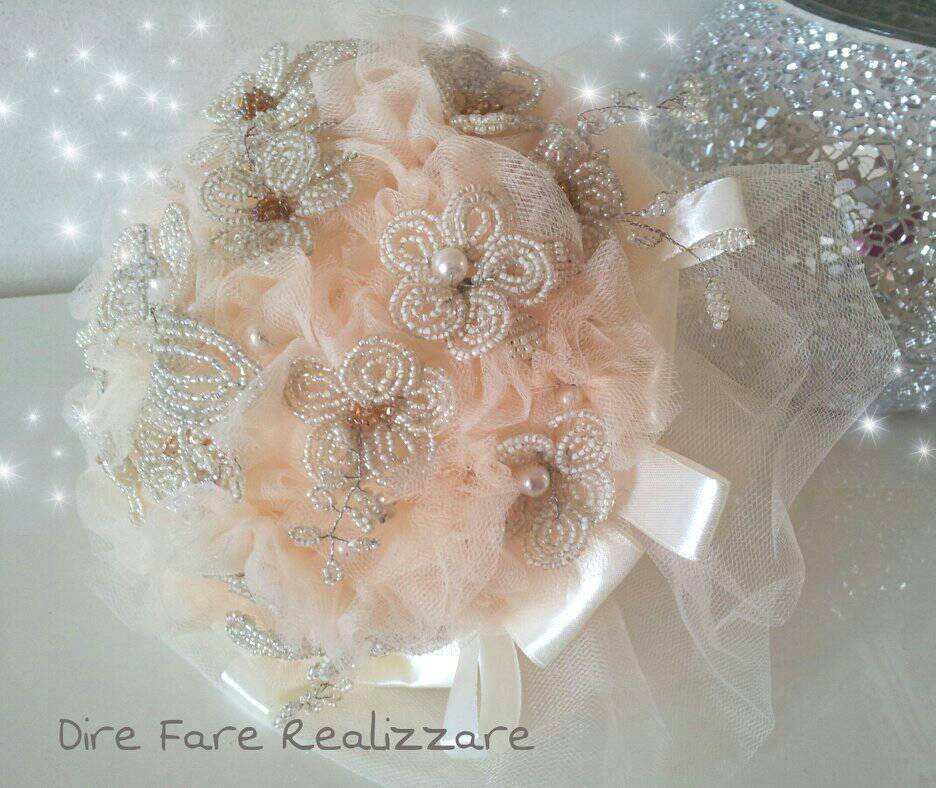 Bouquet da sposa in tessuto e perline unici e inimitabili