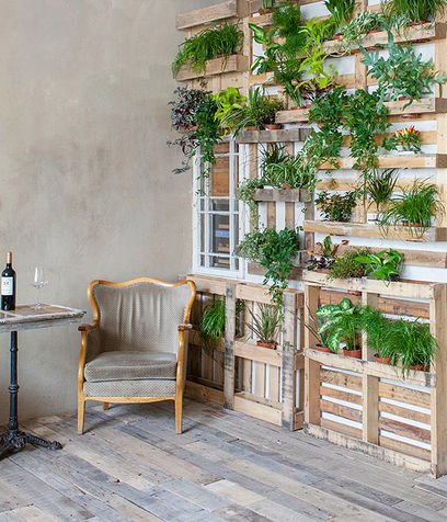 Giardini verticali con il pellet: come fare fioriere e porta vasi ... Fioriere interne design