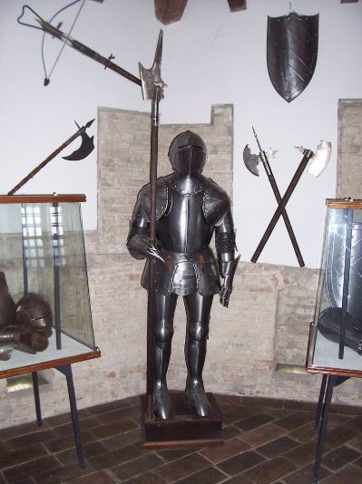 Armature ed armi giostra cesena Rocca Malatestina