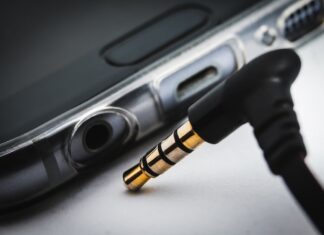 Virus che brucia gli smartphone si chiama BadPower Virus che brucia gli smartphone si chiama BadPower