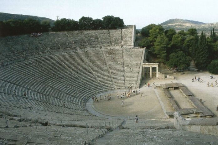 Il teatro greco origini e grandi autori di commedie, drammi e tragedie satiriche