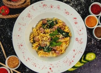 Non la solita pasta al tonno: 4 varianti facili e gustose Non la solita pasta al tonno: 4 varianti facili e gustose