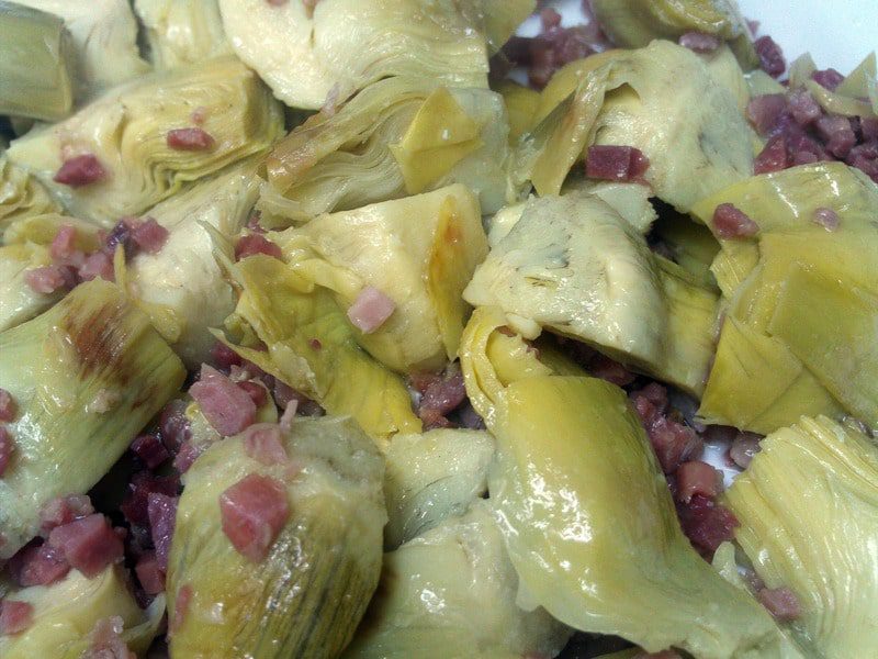 Carciofi in padella trifolati a spicchi