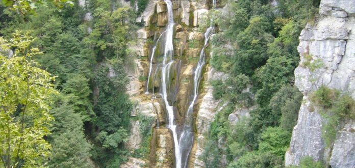 Cascate del Verde Oasi Naturale a Borrello, Abruzzo