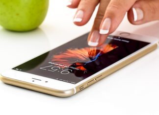 Bug che spiano dispositivi alla stregua delle microspie nei telefoni: come accorgersene? Microspie nei telefoni