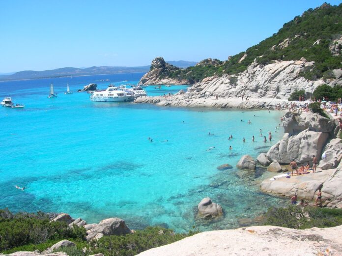 Sardegna 7 mete da sogno per l'estate