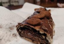 Dolce veloce e gustoso alle mandorle e cioccolato senza latte