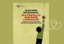 Mio fratello rincorre i dinosauri libro di Giacomo Mazzariol
