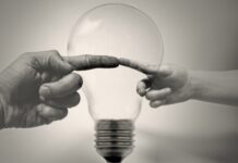 Bollette della luce troppo alte: come risparmiare?