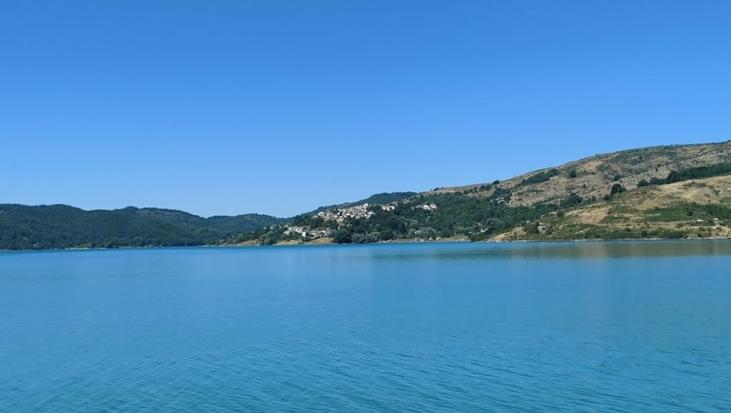 lago di Campotosto