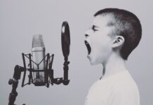 Canto come eseguire i vocalizzi per estendere la voce