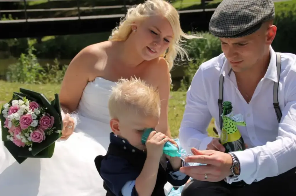 Matrimonio alternativo. il picnic al parco