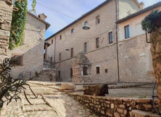 Acquistare castelli e trasformarli in hotel di lusso: un trend in crescita Acquistare castelli e trasformarli in hotel di lusso: un trend in crescita