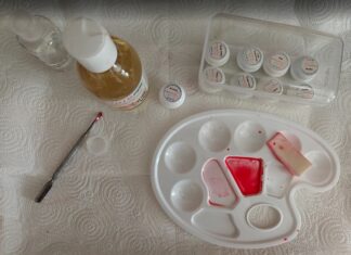 Colori da forno per reborn differenze, similitudine e caratteristiche d’utilizzo Colori da forno per reborn differenze, similitudine e caratteristiche d'utilizzo