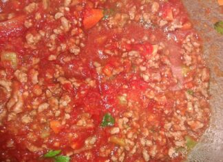 Come si prepara il ragù di carne Sugo al ragù di carne