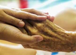 Approcci integrati nella cura dell’anziano: la medicina incontra l’assistenza sociale Approcci integrati nella cura dell'anziano: la medicina incontra l'assistenza sociale