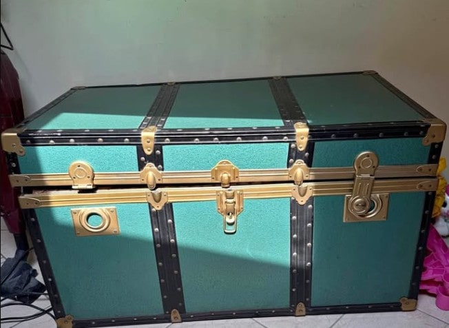 Baule con coperchio piatto