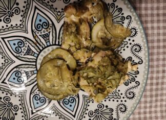 Ricetta filetti di salmone con zucchine (o trance) Ricetta filetti di salmone con zucchine