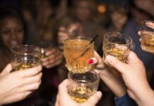 Sognare nuove amicizie e nuovi incontri significato e numeri da giocare Sognare nuove amicizie e nuovi incontri significato e numeri da giocare