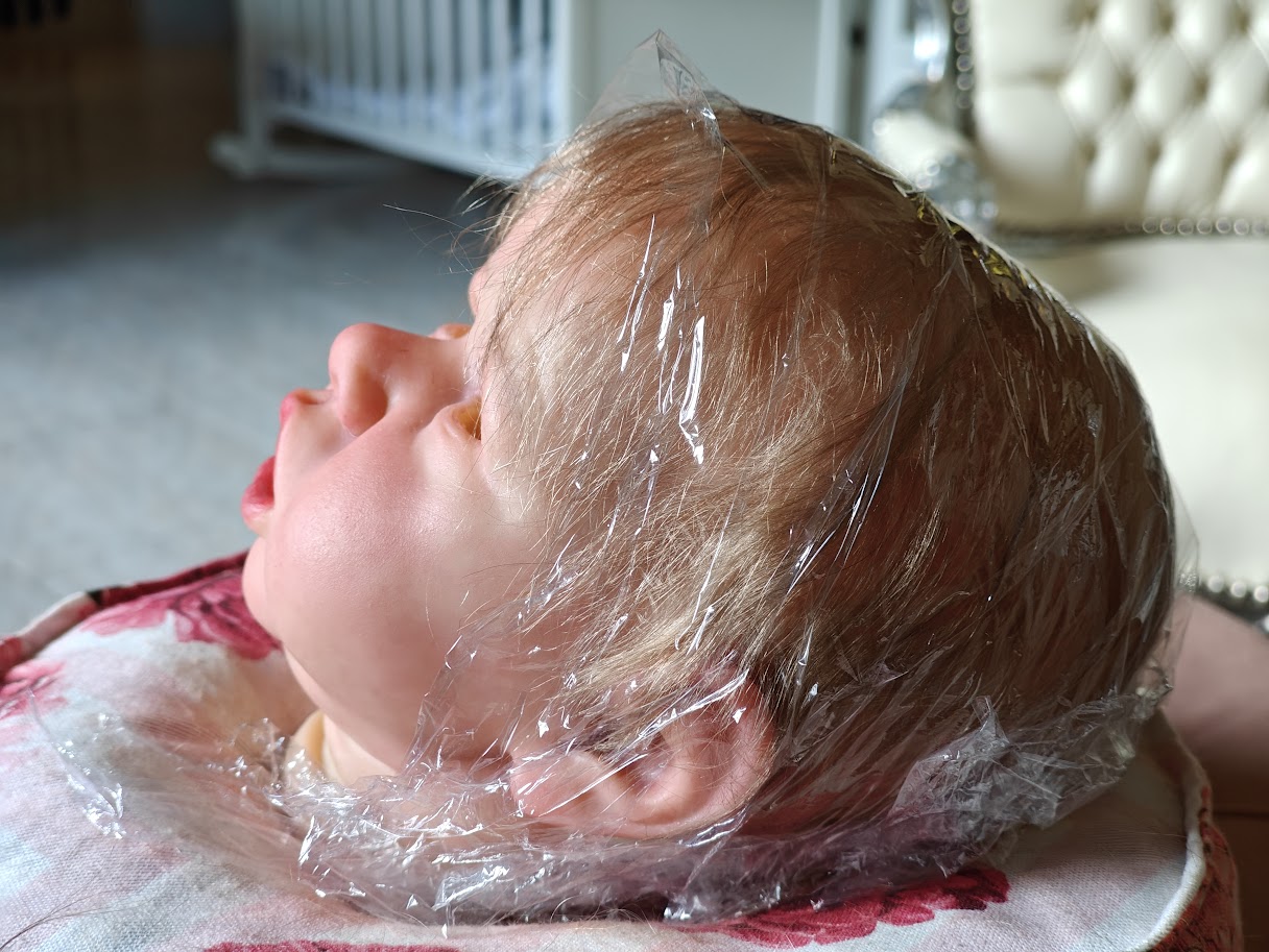 Reborn come acconciare e domare i capelli in mohair nel rooting - Kit in foto Shaskia di Bonnie Brown molto morbido